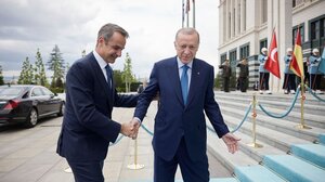 Σε εξέλιξη η συνάντηση Μητσοτάκη - Ερντογάν στην Άγκυρα