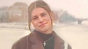 Θάνατος Νικολέτας: Το στικάκι που παρέδωσε στην αστυνομία η οικογένεια της 17χρονης