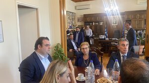 Οι επαφές του Κυριάκου Πιερρακάκη στο Ρέθυμνο 