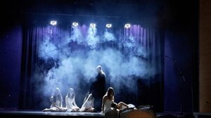 Ο Αντώνης Χανιώτης παρουσιάζει το "Το Τελευταίο Κρίνο" και το "Shamrock"