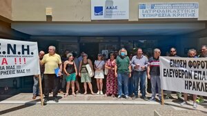 Το plan B για τη φορολόγηση των ελεύθερων επαγγελματιών