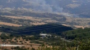 Φωτιά στον δήμο Ωραιοκάστρου - Στη μάχη με τις φλόγες εναέρια μέσα