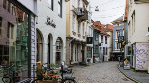 Τουρισμός: Τι είναι το coolcation και πώς επηρεάζει την Ελλάδα