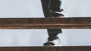 Θρίλερ με 55χρονο άνδρα - Βρέθηκε νεκρός σε σκαλοπάτια!