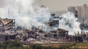 Τουλάχιστον 14 νεκροί στον βομβαρδισμό του Ισραήλ σε καταυλισμό εκτοπισμένων στη Γάζα	