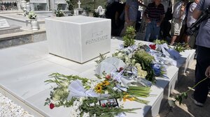 Χανιά: Σε κλίμα συγκίνησης το ετήσιο μνημόσυνο του Μίκη Θεοδωράκη - Φωτογραφίες