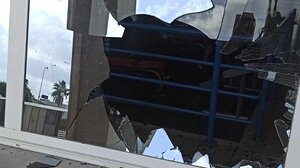 Έσπασε τμήμα από τζάμι στο Παγκρήτιο Στάδιο