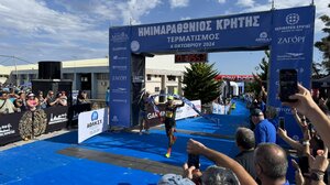 Ημιμαραθώνιος Κρήτης: Σε εξέλιξη η γιορτή του Αθλητισμού - Τερμάτισαν οι πρώτοι δρομείς!