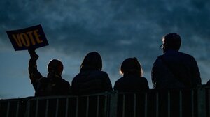 Προεδρικές εκλογές στις ΗΠΑ: Οι ψηφοφόροι προτιμούν την προσέγγιση Τραμπ στο θέμα της οικονομίας 