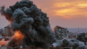 Το Ισραήλ εντείνει την επίθεση στη Γάζα ενώ συμπληρώνεται ένας χρόνος πολέμου