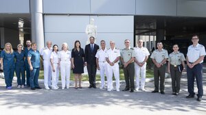 Στην Μονάδα Ιατρικώς Υποβοηθούμενης Αναπαραγωγής του Ναυτικού Νοσοκομείου Αθηνών ο ΥΦΕΘΑ Γ. Κεφαλογιάννης 