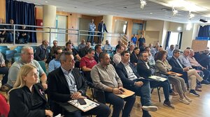 Με εκπρόσωπους στελεχών των Ενόπλων Δυνάμεων και των Σωμάτων Ασφαλείας συναντήθηκε ο Χ. Μαμουλάκης