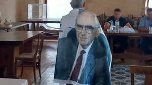 Οι εκλογές του ΠΑΣΟΚ και η "φανέλα" του Ανδρέα! 