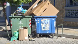 "SOS" για τα σκουπίδια στις Μεσσαμπελιές