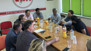 Στη συνάντηση στο Ε.Κ.Η. για τα προβλήματα των εργαζομένων στον τουρισμό ο Χάρης Μαμουλάκης