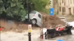 Η Ισπανία μετρά πληγές από τις φονικές πλημμύρες με σχεδόν 100 νεκρούς