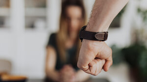 Ενδοοικογενειακή βία: 16χρονη στο Ηράκλειο κατήγγειλε τον πατέρα της 