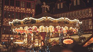 Η Ευρώπη υποδέχεται τα Χριστούγεννα 