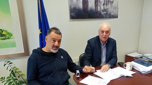 Δήμος Βιάννου: Υπεγράφη η σύμβαση για την επισκευή και αποκατάσταση δημοτικών κτιρίων