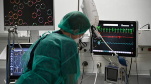 ΠΑΓΝΗ: Παραίτηση των γιατρών της Κλινικής Εντατικής Θεραπείας 