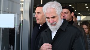 Δίκη Φιλιππίδη στο Εφετείο: Στα δικαστήρια η Εβελίνα Παπούλια και η Λένα Δροσάκη