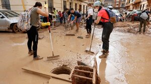 Πλημμύρες στην Ισπανία: Ποιες ασθένειες απειλούν τους κατοίκους της Βαλένθια