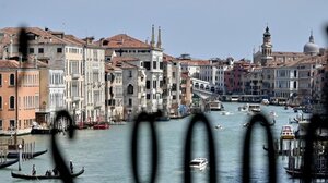 Πωλήθηκε το «καταραμένο μέγαρο» της Βενετίας