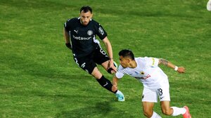 ΟΦΗ-ΑΕΚ 1-2: Λύγισε με 10 παίκτες ο ΟΦΗ