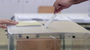 Στις κάλπες τα μέλη του Σωματείου Τροφίμων και Ποτών στα Χανιά