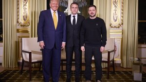Ζελένσκι: «Μια καλή και παραγωγική συνάντηση» με Τραμπ και Μακρόν
