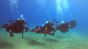 Ηράκλειο: Εκπαίδευση μελών της 3ης ΕΜΑΚ σε τεχνικές κατάδυσης δημόσιας ασφάλειας - Βίντεο