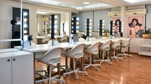 Σπουδάστε Επαγγελματικό Μακιγιάζ, Αισθητική Άκρων, Barbering & Spa Therapist στην Cristi Academy!