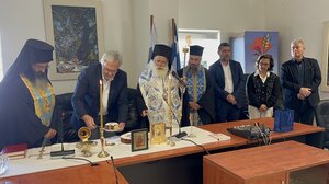 Σε εορταστικό κλίμα η κοπή βασιλόπιτας στο Δήμο Σητείας 