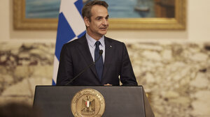 Στο Κάιρο για την τριμερή Αιγύπτου-Ελλάδας-Κύπρου ο Κυριάκος Μητσοτάκης