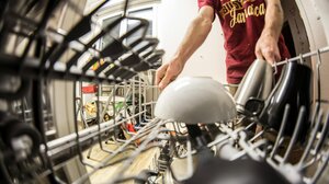 Πλυντήριο πιάτων: Τα 5 αντικείμενα κουζίνας που πρέπει να πλένονται στο χέρι