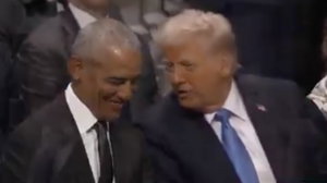 "Πηγαδάκι" Τραμπ και Ομπάμα στην κηδεία του Τζίμι Κάρτερ;