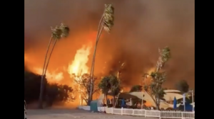 Λος Άντζελες: Εκτός ελέγχου οι δύο μεγάλες πυρκαγιές