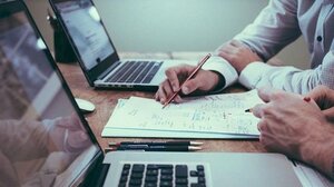 ΔΥΠΑ: 17.000 ευρώ για τη δημιουργία επιχείρησης από ανέργους