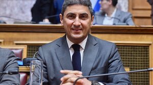 «Χιλιάδες απόστρατοι ζητούν δικαιοσύνη»: Παρέμβαση Λ. Αυγενάκη στη Βουλή