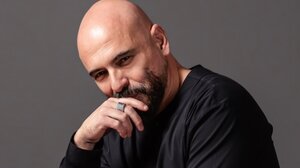 «Η Κρήτη είναι η πνευματική μου πατρίδα»: Ο συνθέτης Δημήτρης Μαραμής μιλά στο Cretalive για την Κρήτη, τον έρωτα και την ιστορία