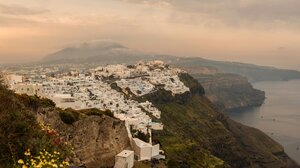 Αυτοψία Ε. Λέκκα με κλιμάκιο της ΕΑΓΜΕ στο τελεφερίκ στην Καλντέρα της Σαντορίνης