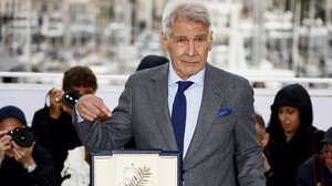 Ο Χάρισον Φορντ αποτίει φόρο τιμής στο Γουίλιαμ Χαρτ: «Η ερμηνεία του ήταν «ένα μπόνους για εμένα» 