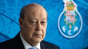 Πέθανε ο πρώην πρόεδρος της Πόρτο, Πίντο ντα Κόστα