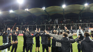 ΟΦΗ-Αστέρας Τρ.: Παροξυσμός για τα εισιτήρια: «Έφυγαν» 1000 σε μία ώρα