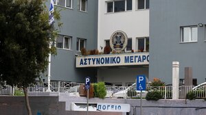 Σε κλίμα οδύνης το τελευταίο αντίο στον 19χρονο Μάριο - Στην Ασφάλεια ο φάκελος για το θάνατο του