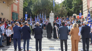 25η Μαρτίου: Επιμνημόσυνη δέηση και κατάθεση στεφάνων στο Ηράκλειο - Φωτογραφίες
