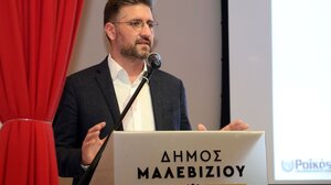 Θύρα 4: Αποθέωση στον Μποκέα!