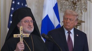 Τραμπ: «Αγαπάμε τους Έλληνες και την σκληρή δουλειά τους στις ΗΠΑ»