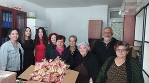 Προσφορά αγάπης από τα μέλη των ΚΑΠΗ Αγίου Νικολάου -Νεάπολης στο Κοινωνικό Παντοπωλείο του Δήμου Αγίου Νικολάου