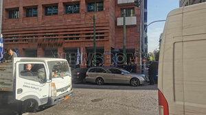 Νεκρός άνδρας μετά από πτώση από μπαλκόνι ξενοδοχείου στο κέντρο της Αθήνας